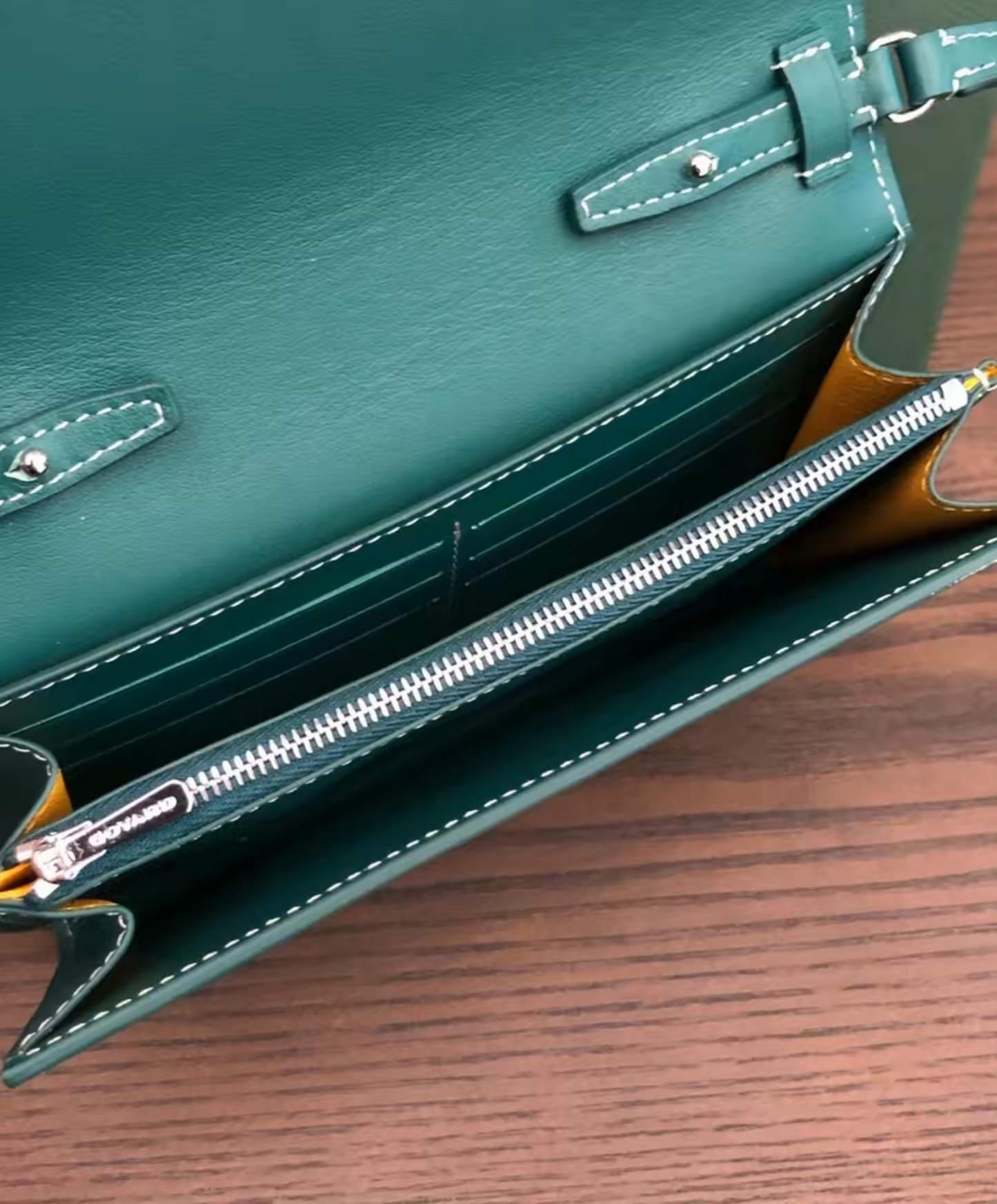 Varenne Continental Wallet