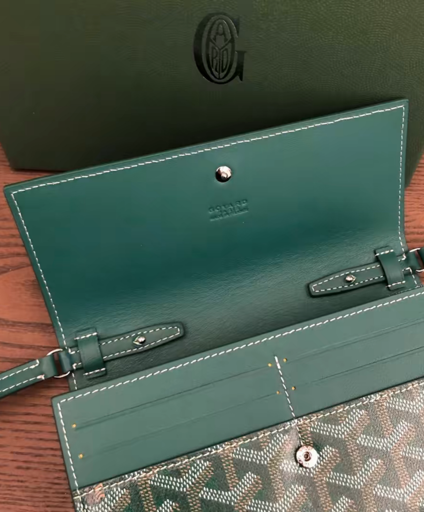 Varenne Continental Wallet