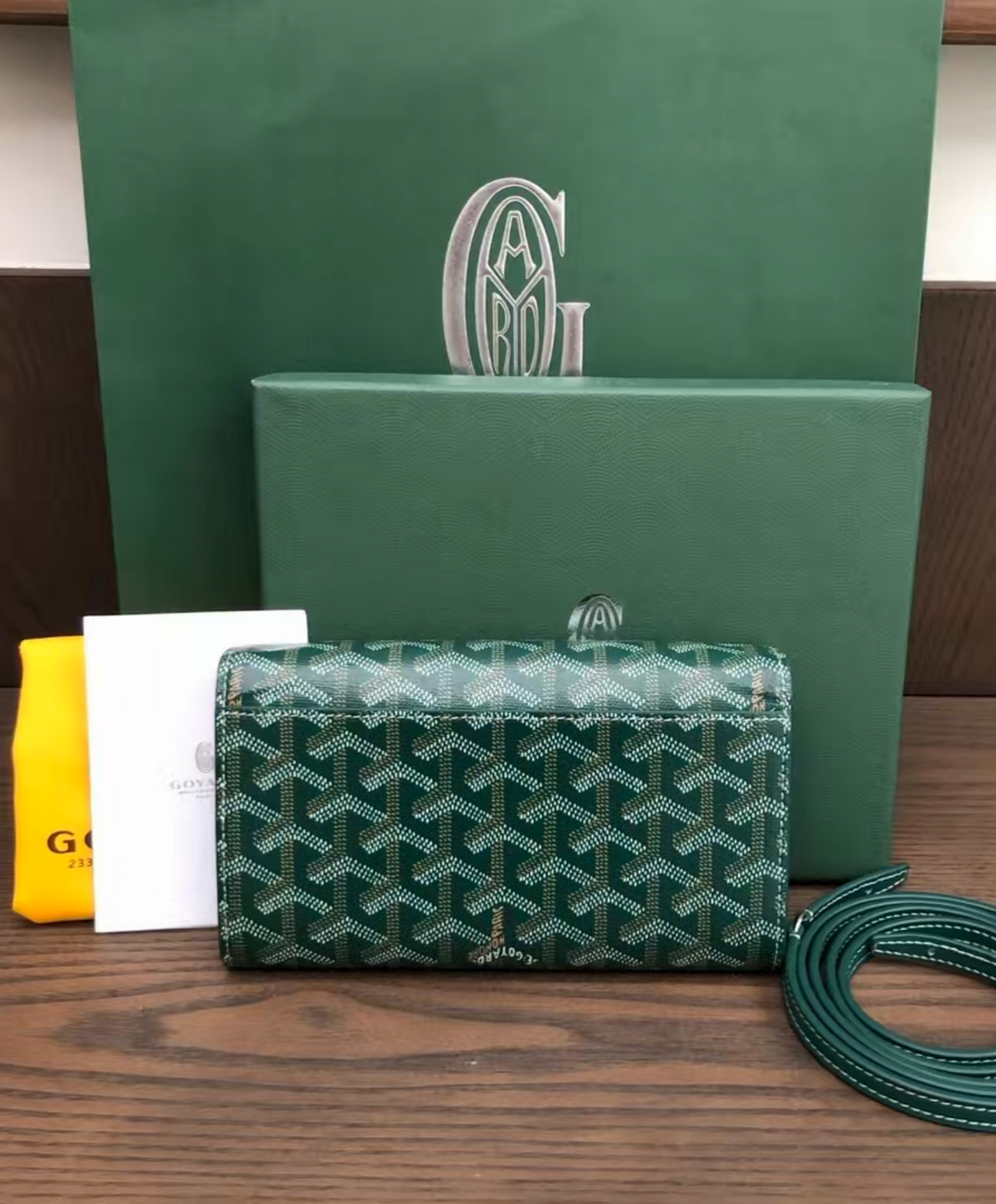 Varenne Continental Wallet