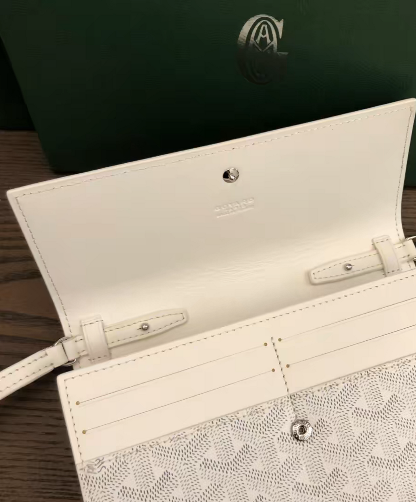 Varenne Continental Wallet