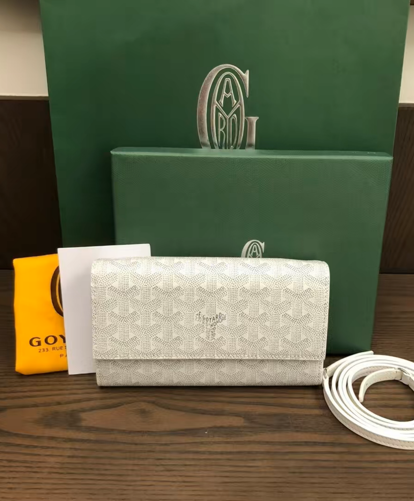 Varenne Continental Wallet