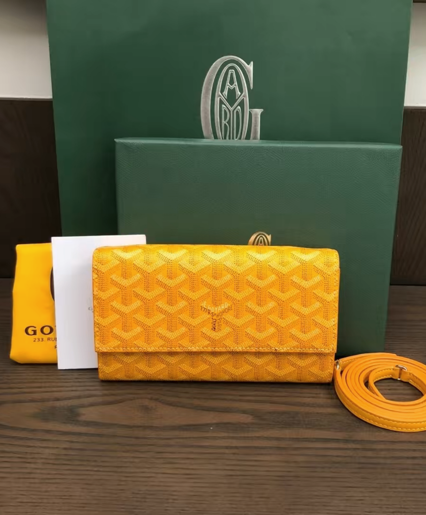 Varenne Continental Wallet