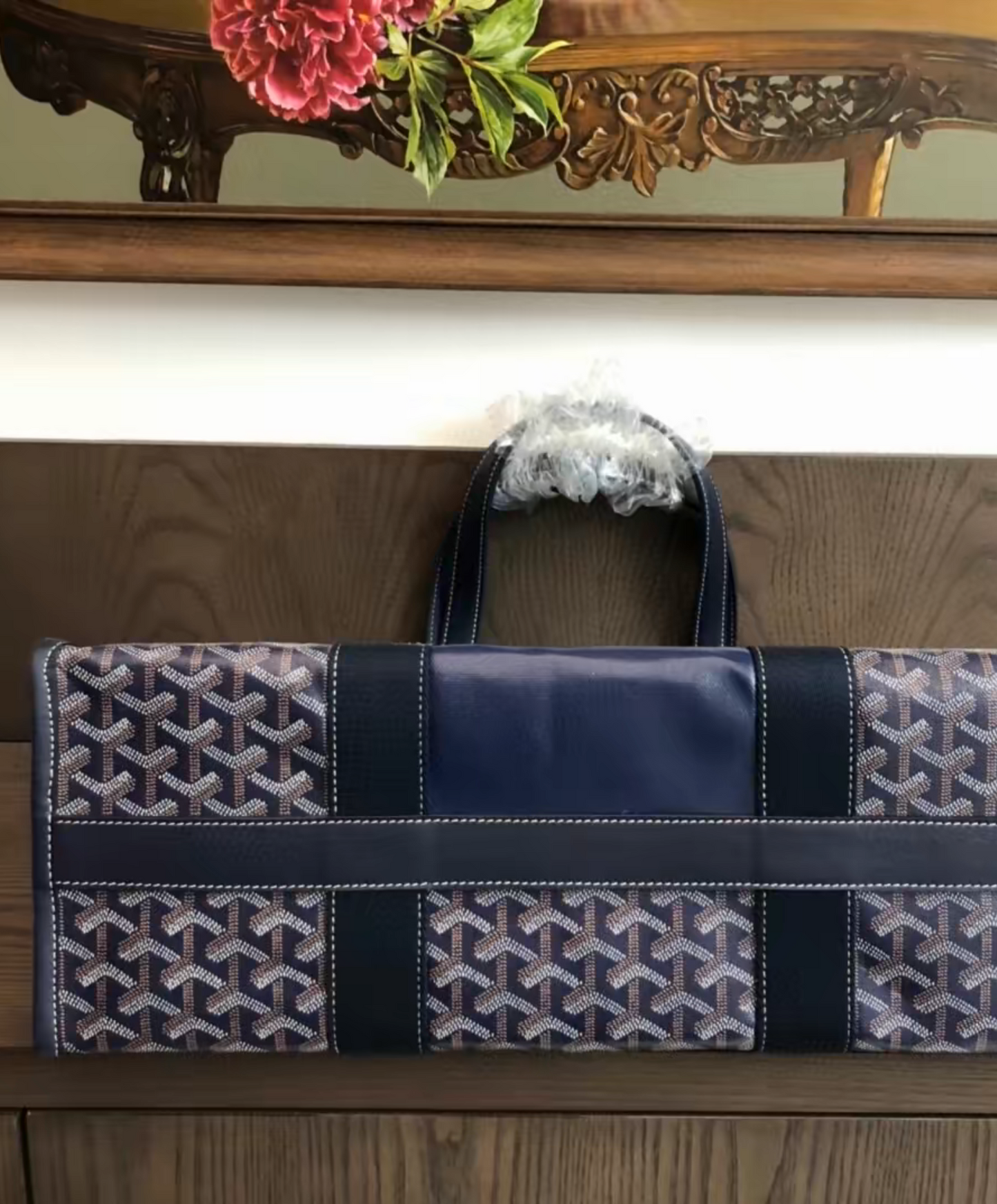 Villette MM Tote Bag