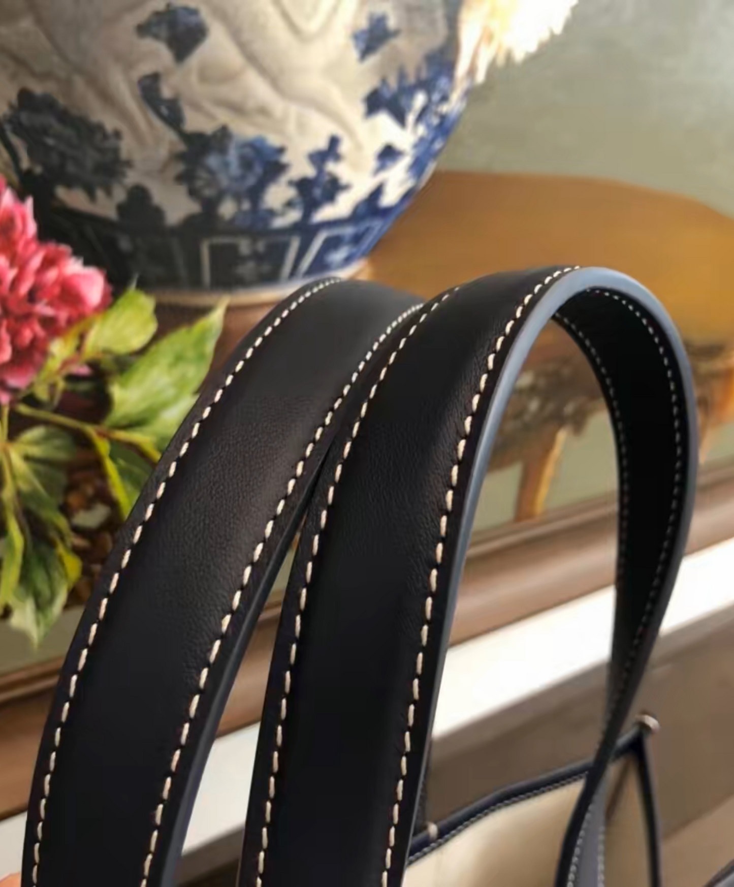 Villette MM Tote Bag