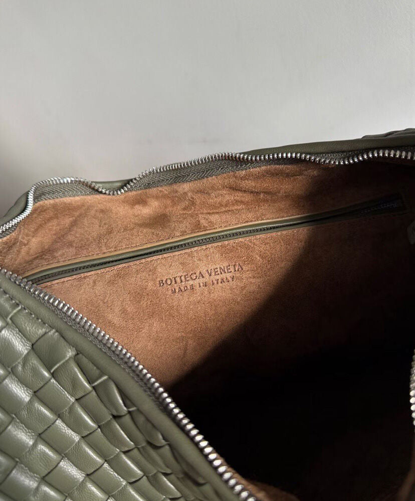 Veneta Intrecciato Medium Leather Shoulder Bag