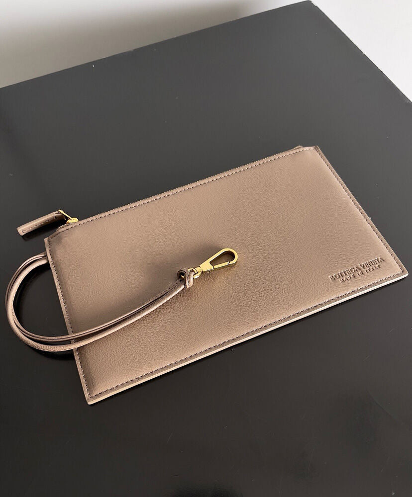Parachute Large Intrecciato Leather Shoulder Bag