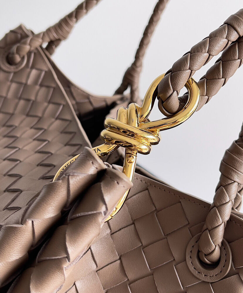 Parachute Large Intrecciato Leather Shoulder Bag