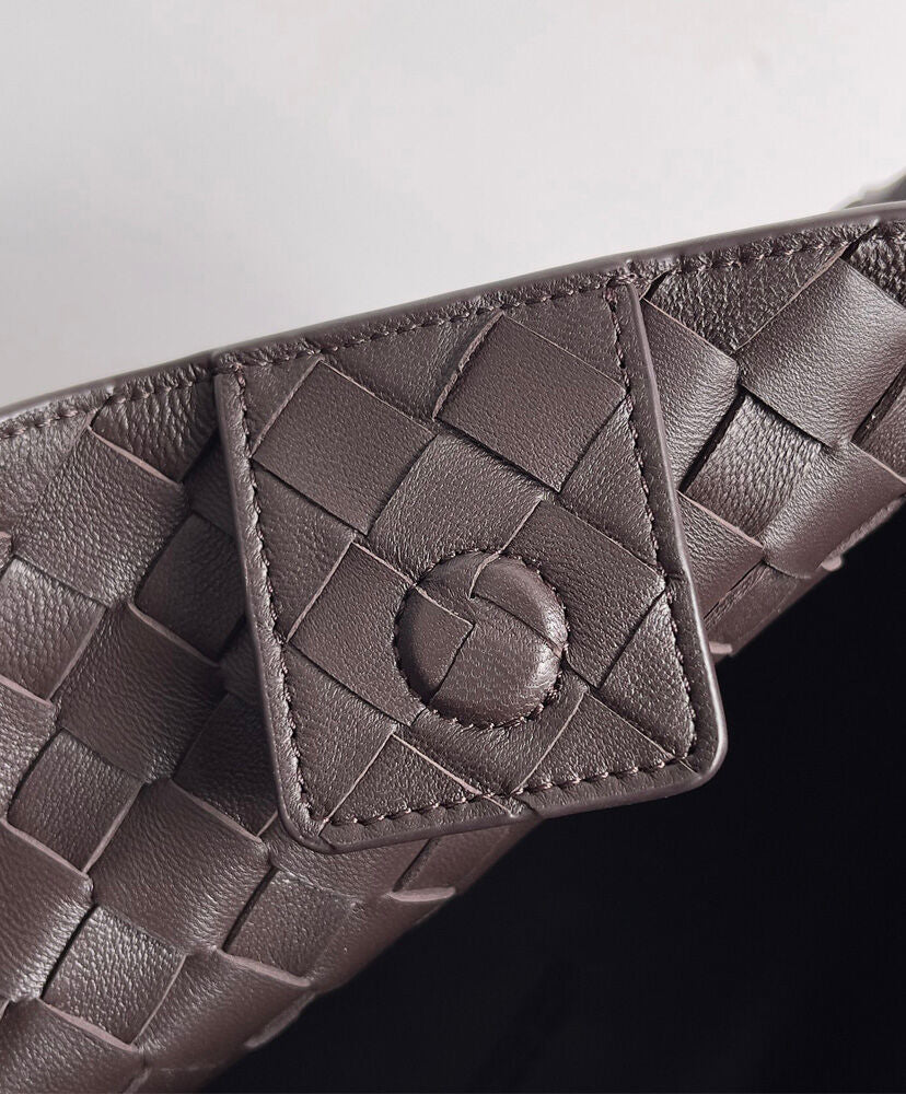 Parachute Large Intrecciato Leather Shoulder Bag