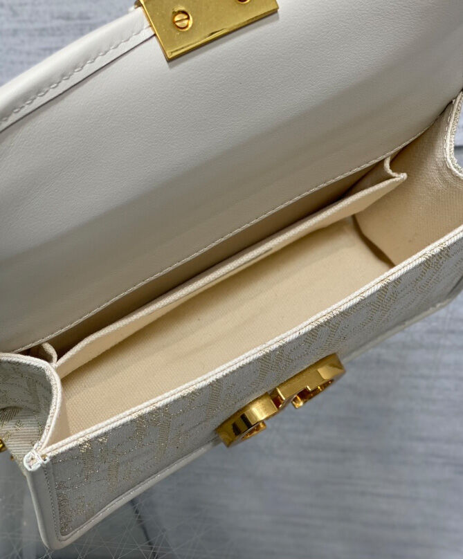 30 Montaigne East-West Bag with Chain