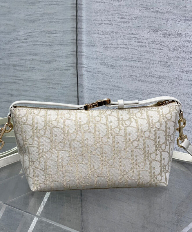 Medium DiorTravel Nomad Pouch