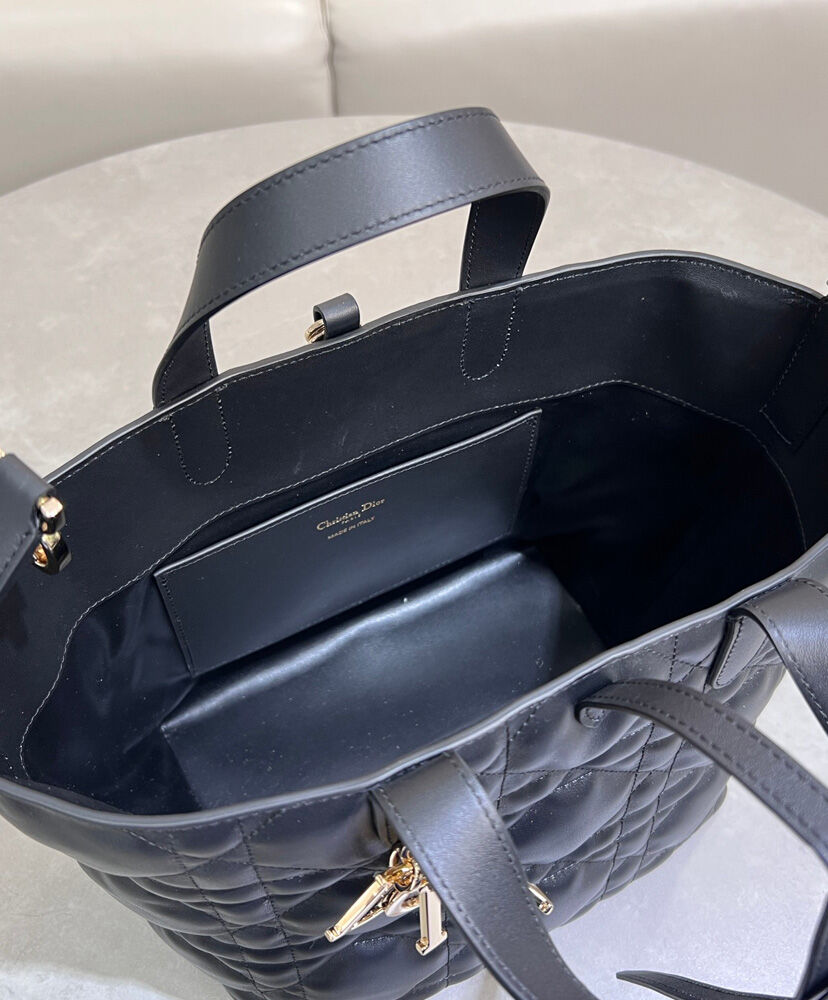 Medium Dior Toujours Vertical Tote Bag