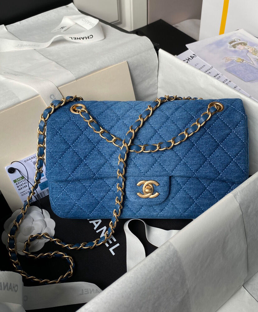 Classic 11.12 Handbag