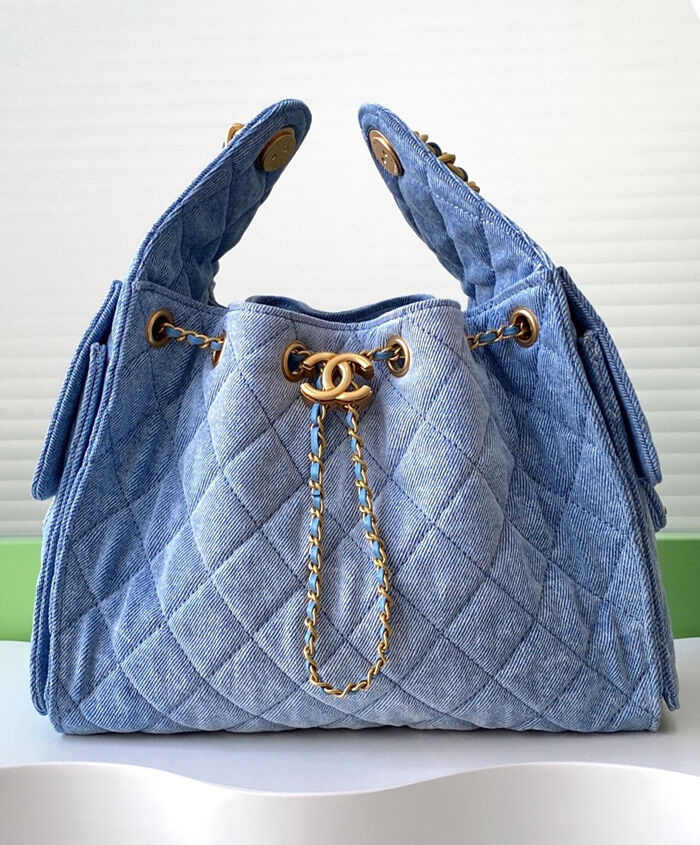 Chanel 25 Small Handbag