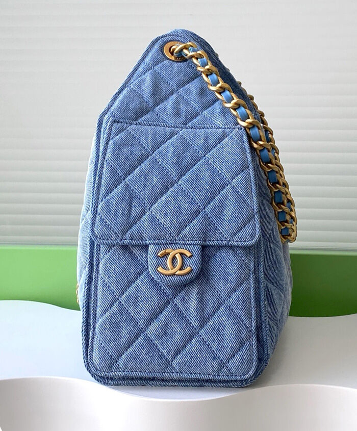 Chanel 25 Small Handbag