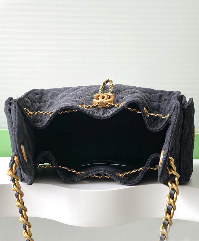 Chanel 25 Small Handbag