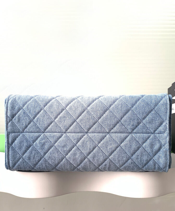 Chanel 25 Medium Handbag