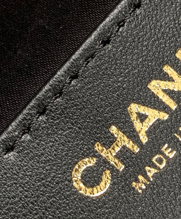 Chanel 25 Medium Handbag