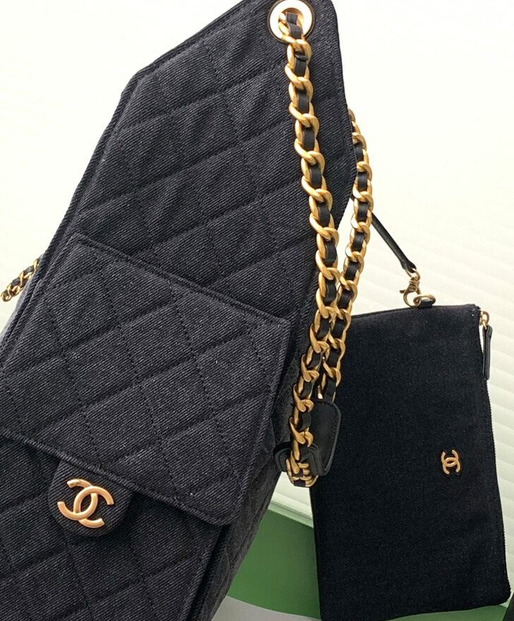Chanel 25 Medium Handbag