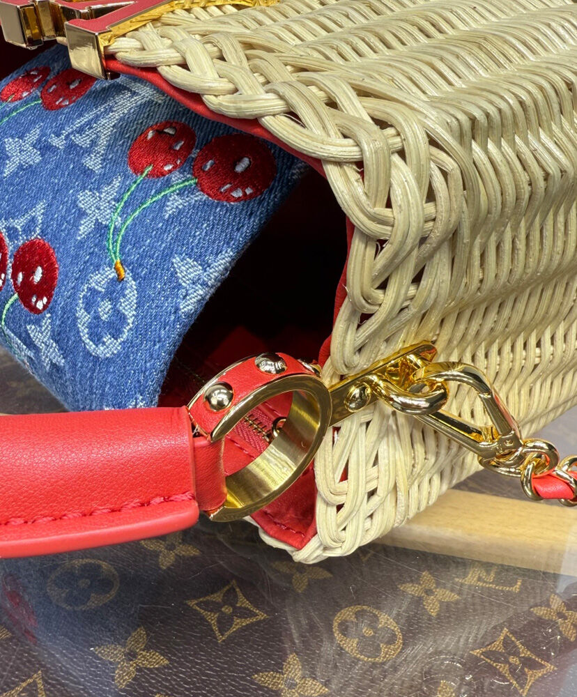 LV x TM Capucines Mini