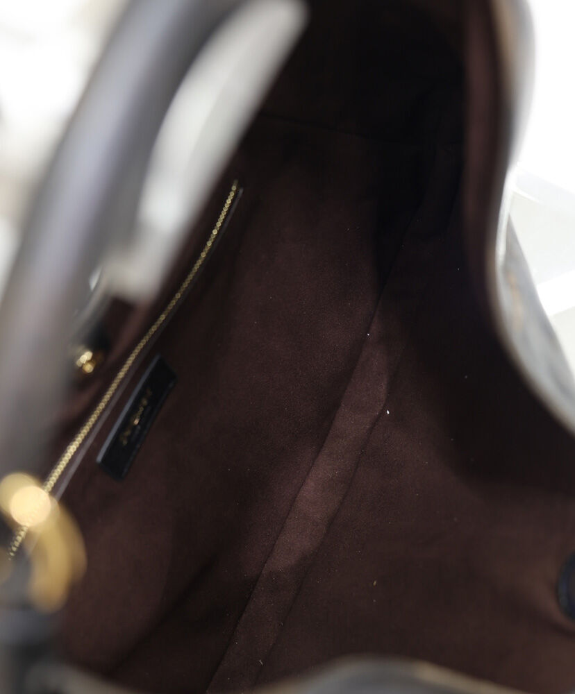 MOMBASA Medium In Vintage Leather