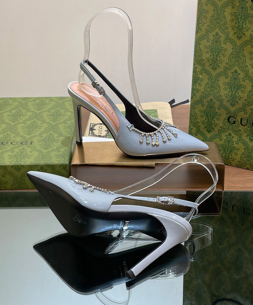 Women's Pump With Crystal Chain