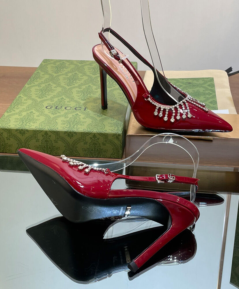 Women's Pump With Crystal Chain