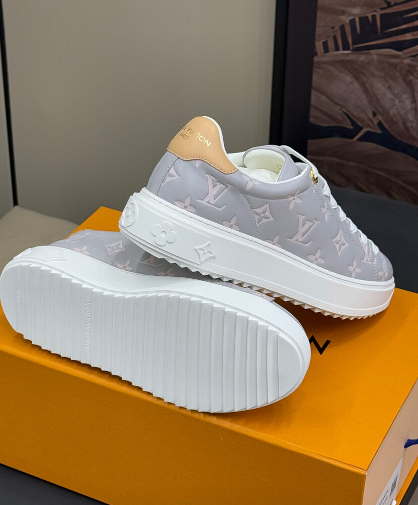 Time Out Sneaker