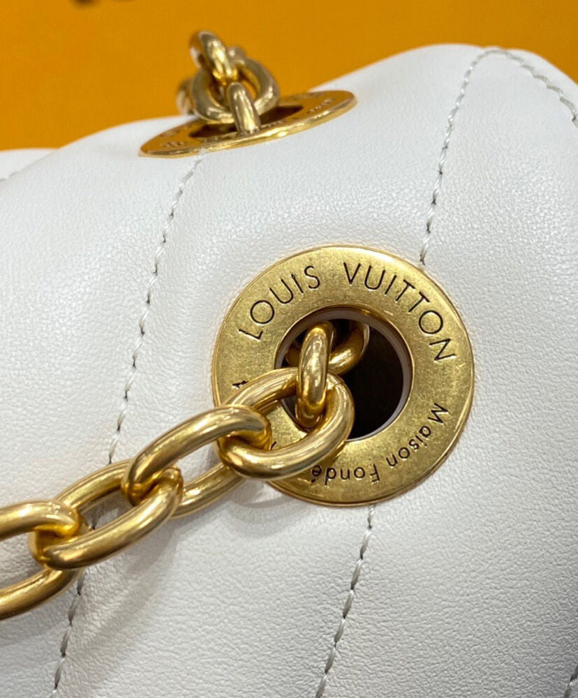 LV New Wave Chain Bag