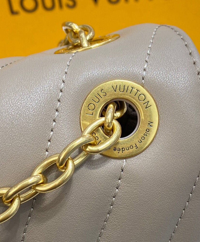 LV New Wave Chain Bag