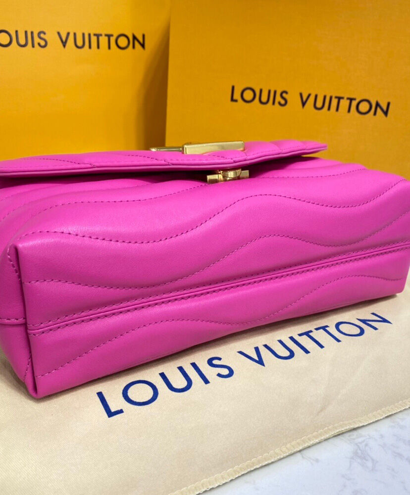 LV New Wave Chain Bag