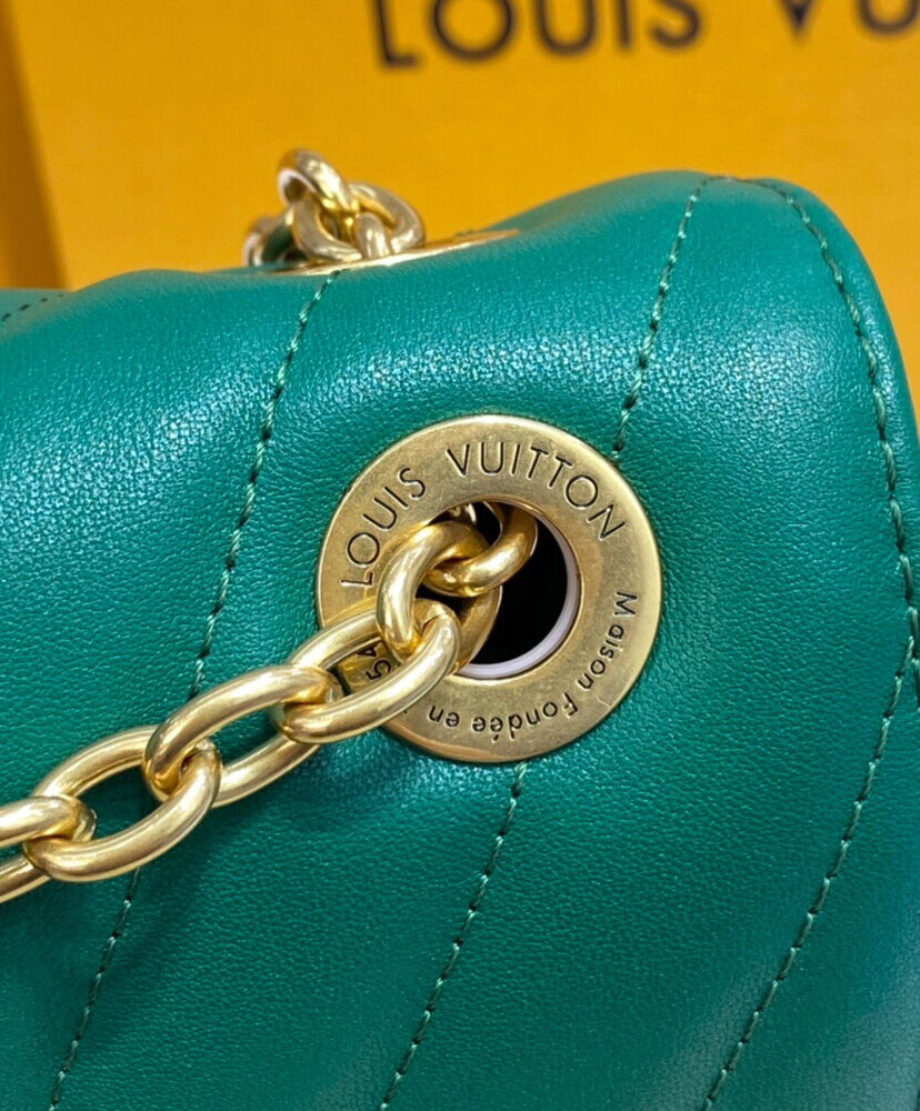 LV New Wave Chain Bag