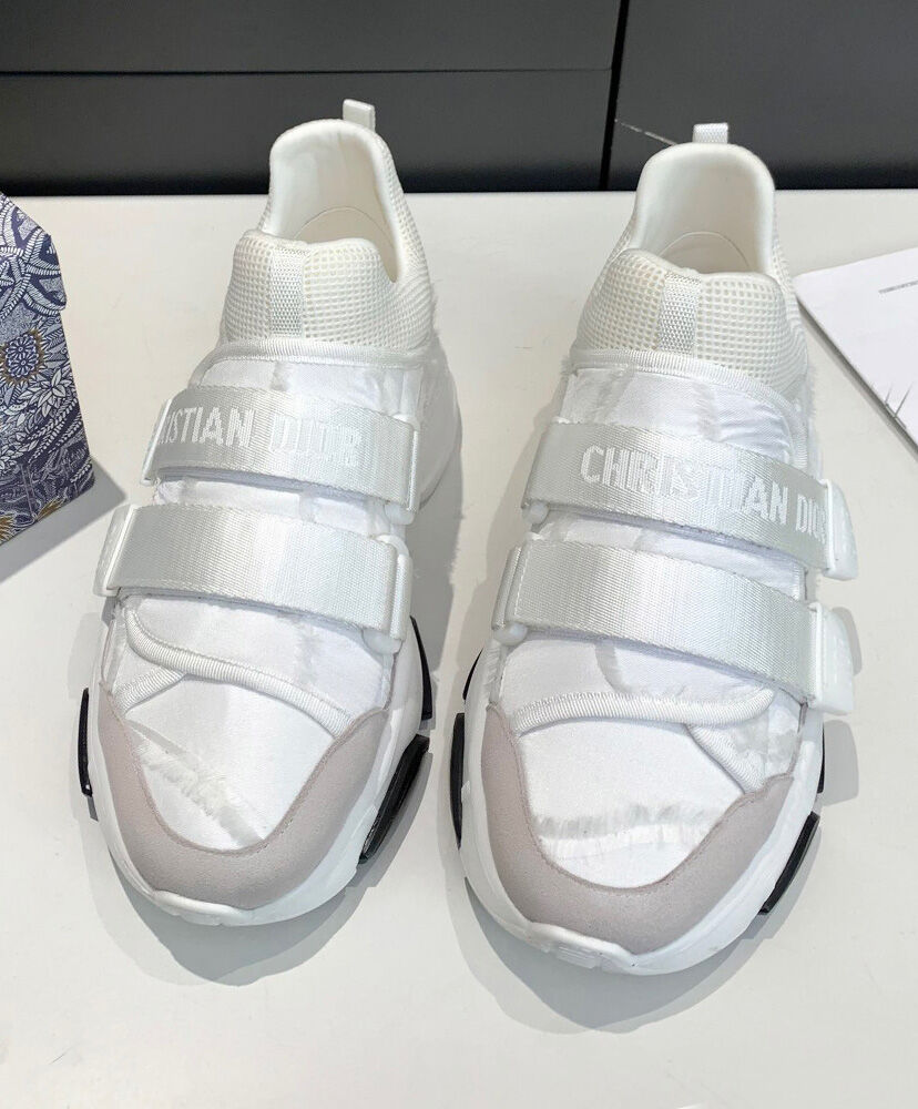 D-Wander Sneaker