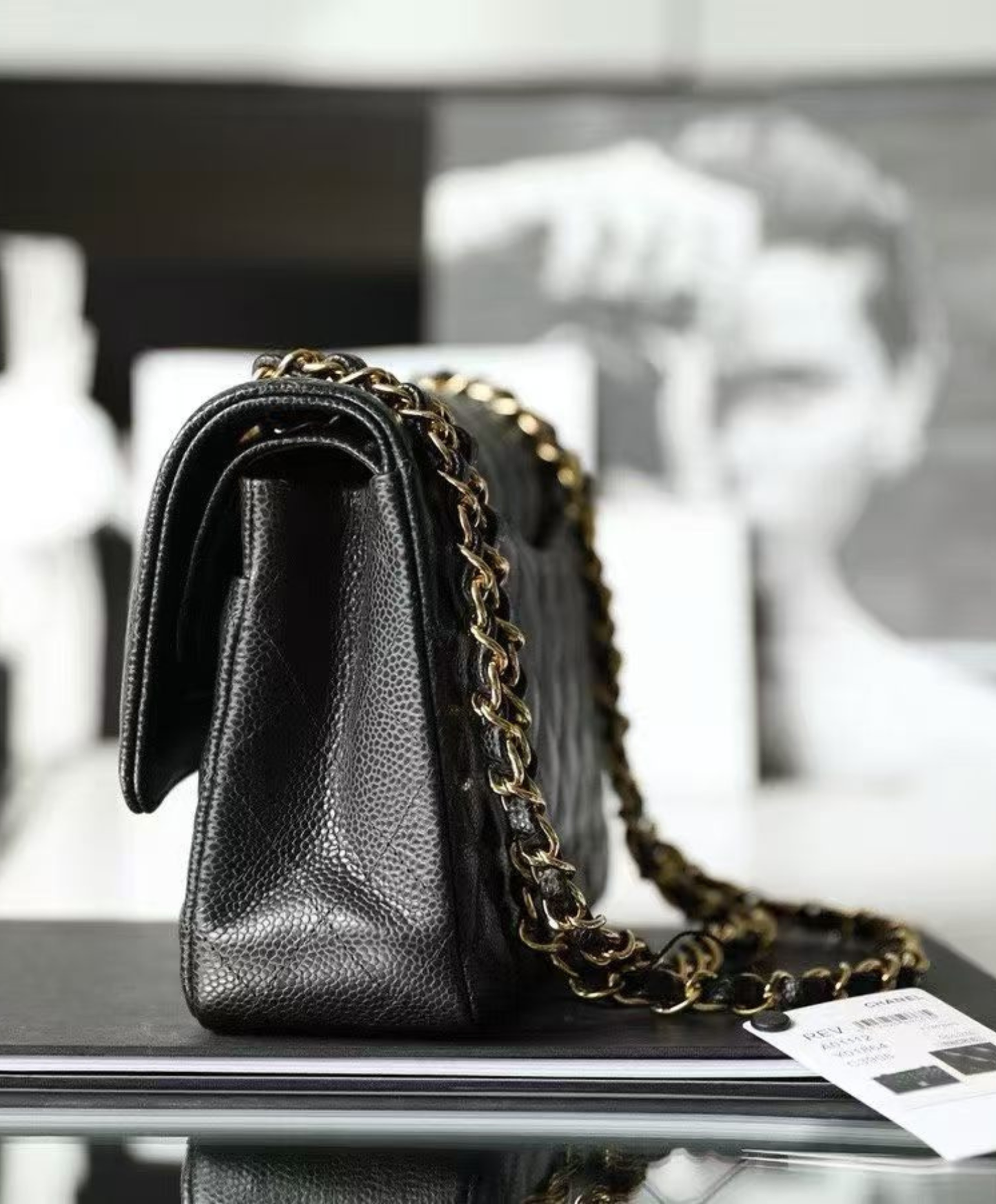 Classic 11.12 Handbag