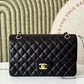 Classic 11.12 Handbag