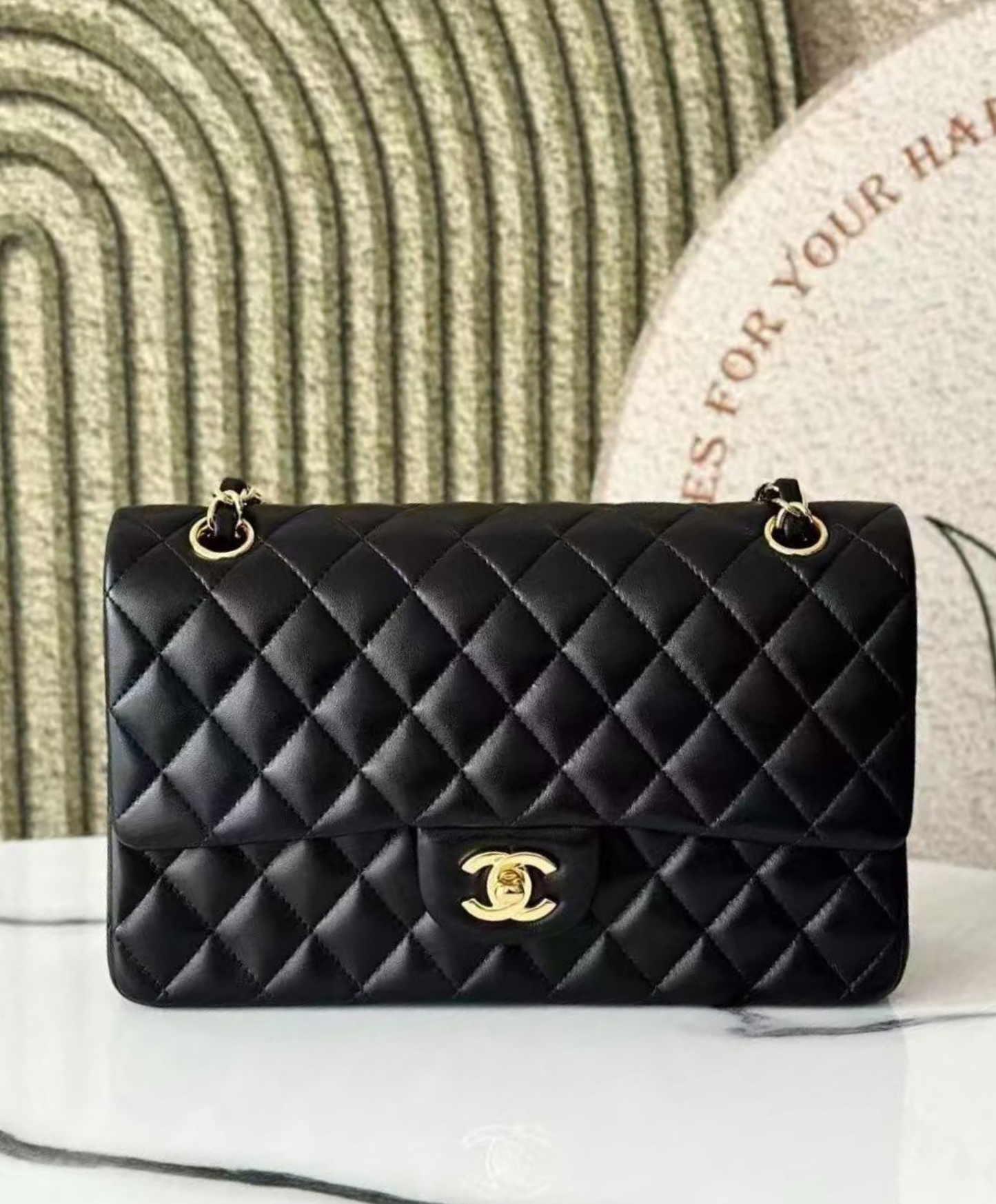 Classic 11.12 Handbag