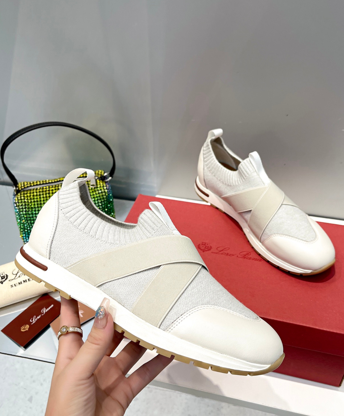 360 LP Flexy Walk Sneaker