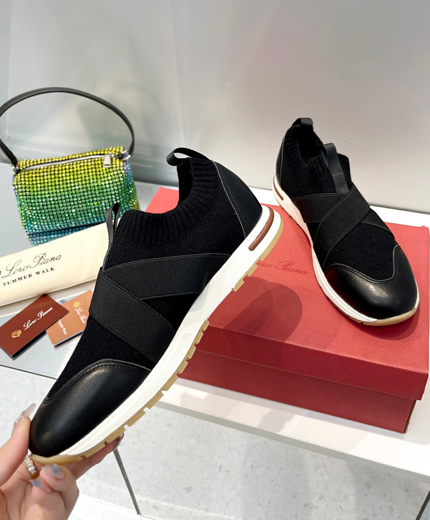 360 LP Flexy Walk Sneaker