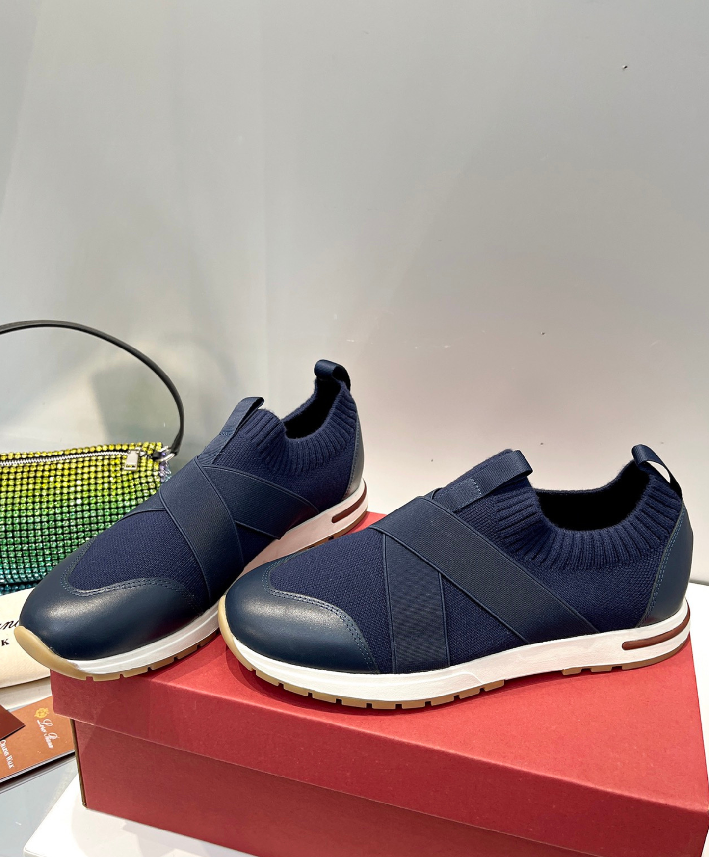 360 LP Flexy Walk Sneaker