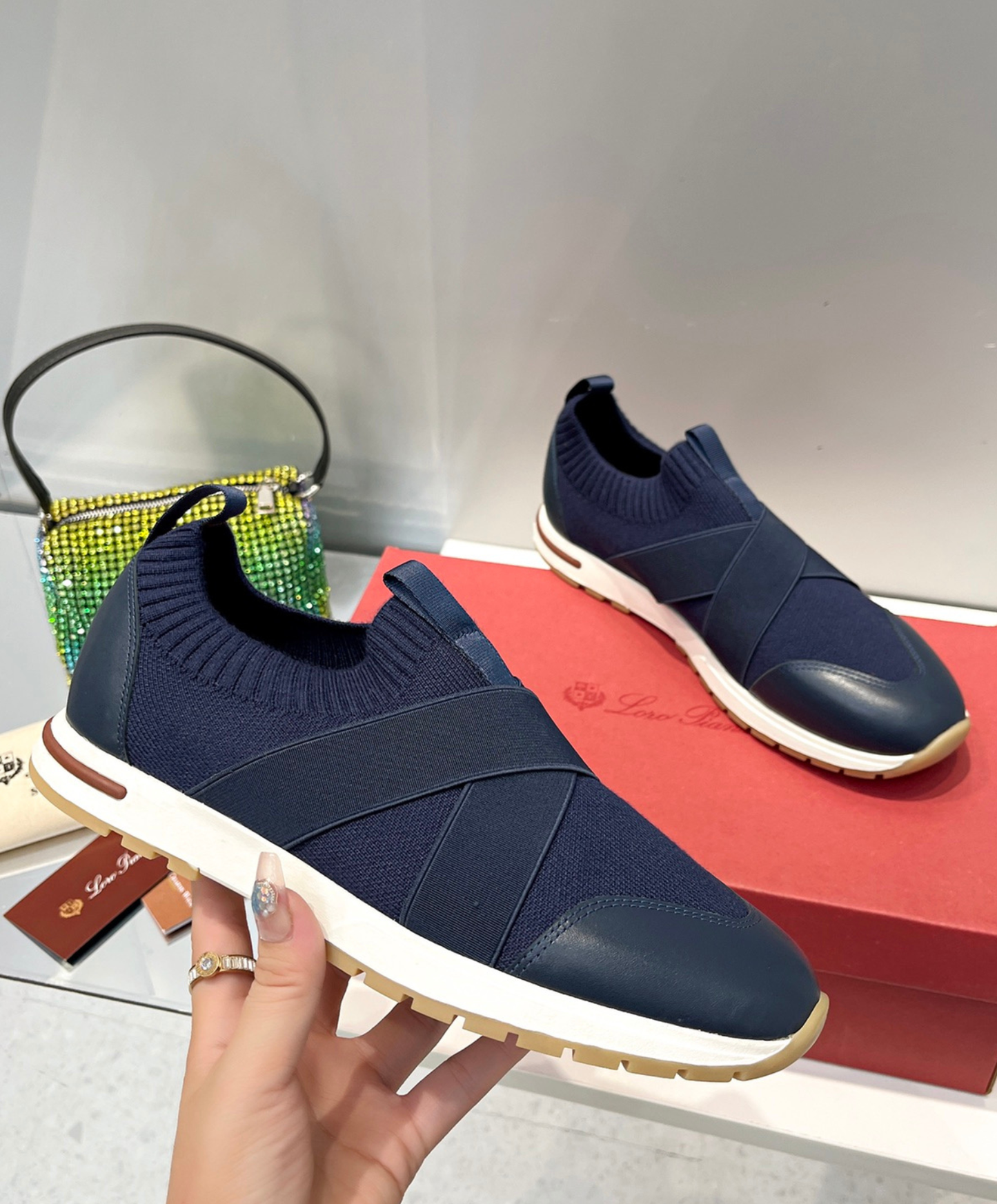 360 LP Flexy Walk Sneaker