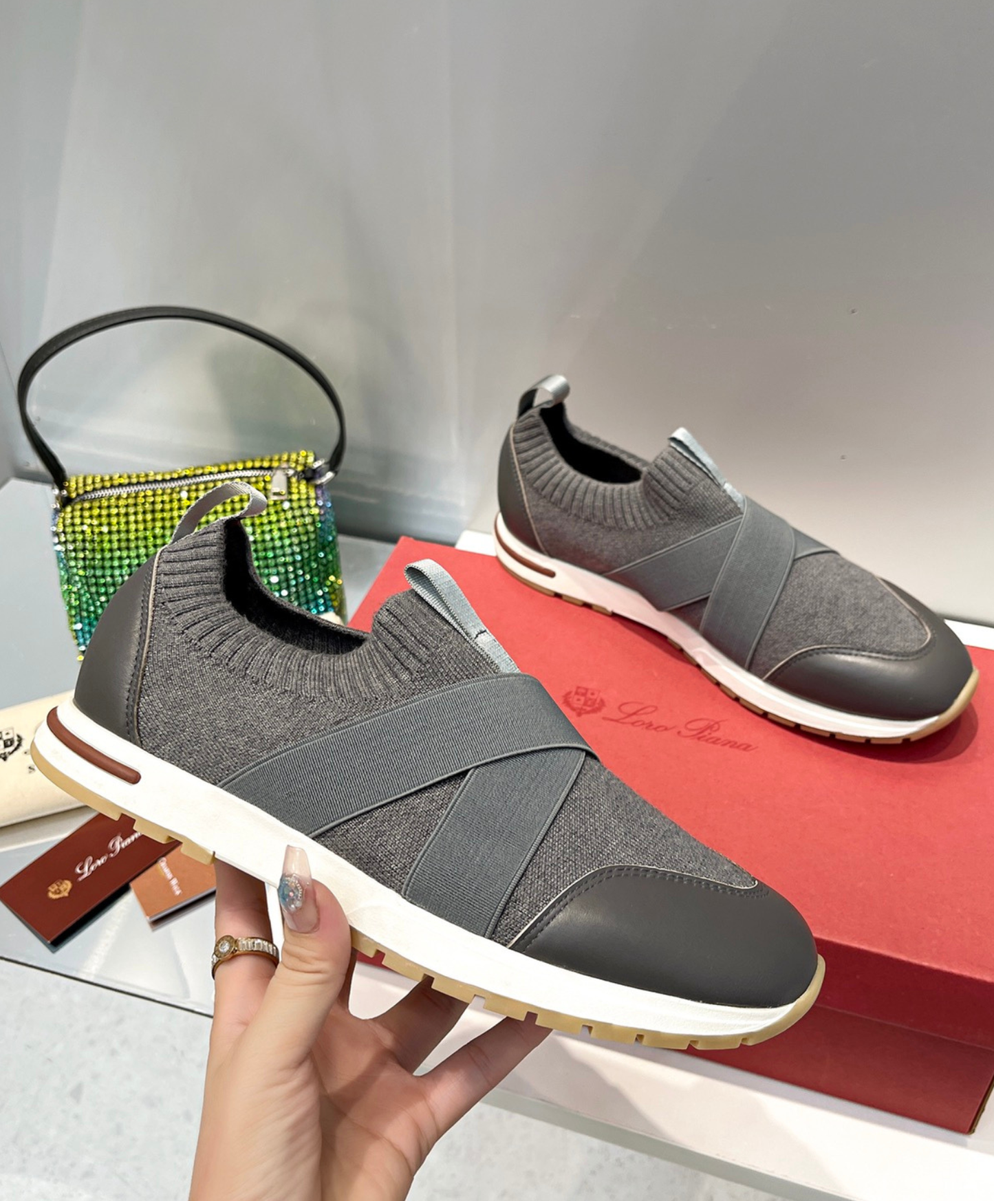 360 LP Flexy Walk Sneaker