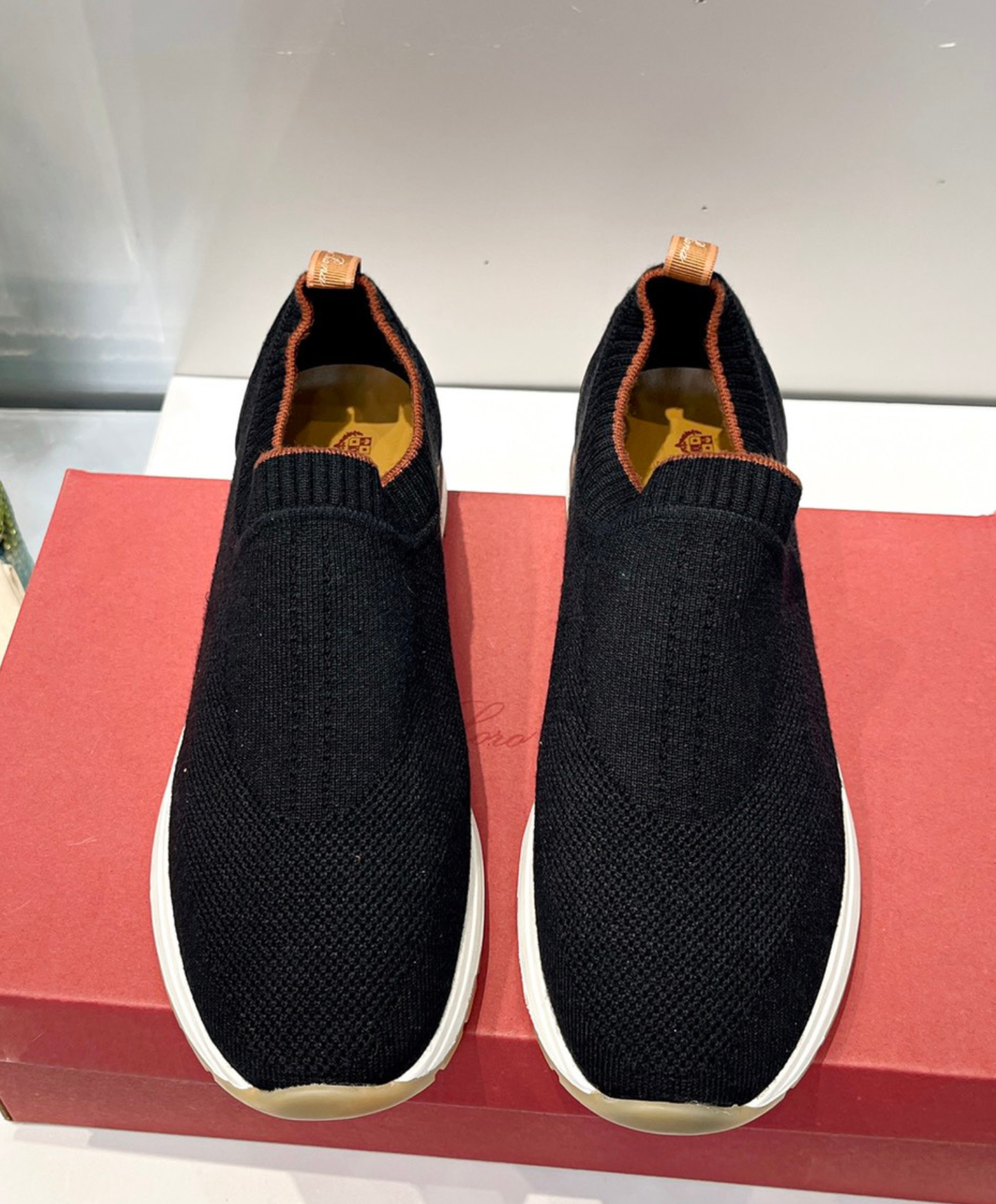 360 LP Flexy Walk Sneaker