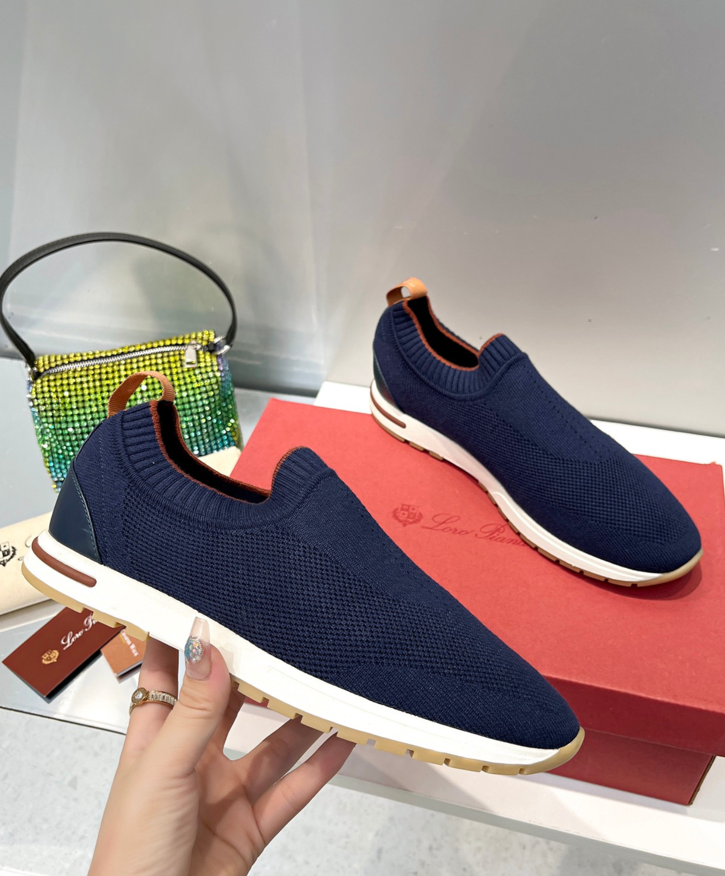 360 LP Flexy Walk Sneaker