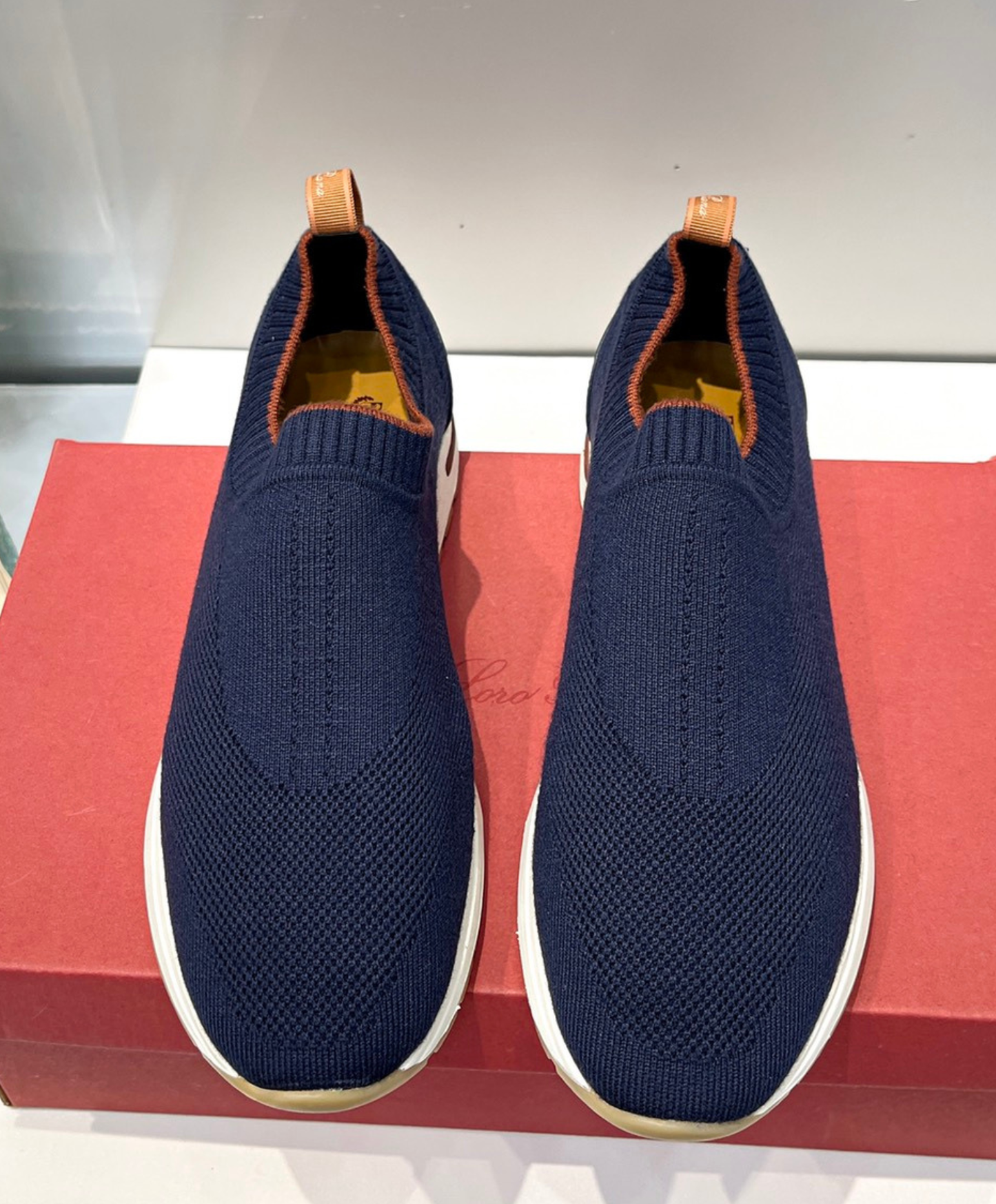 360 LP Flexy Walk Sneaker