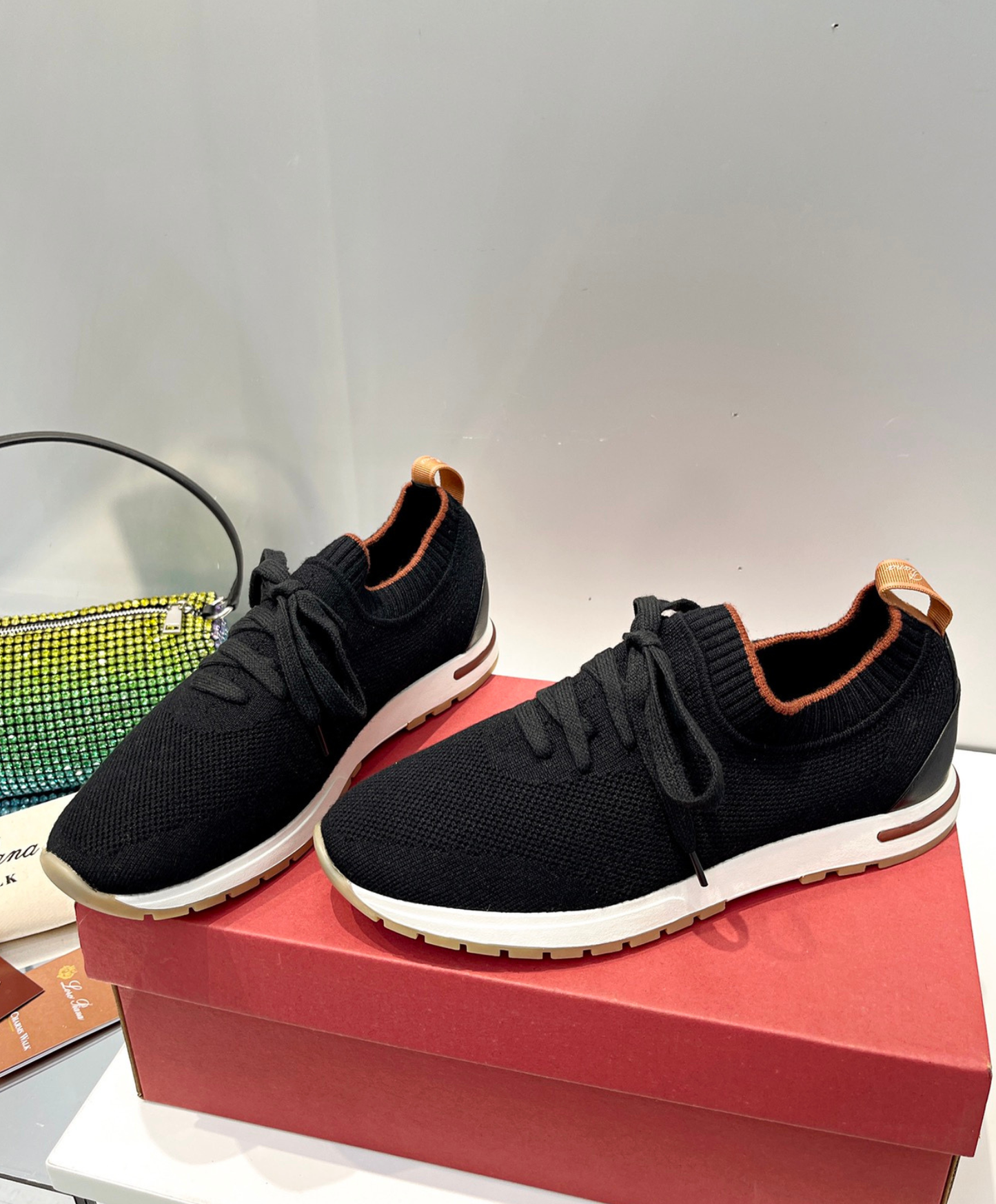 360 LP Flexy Walk Sneaker