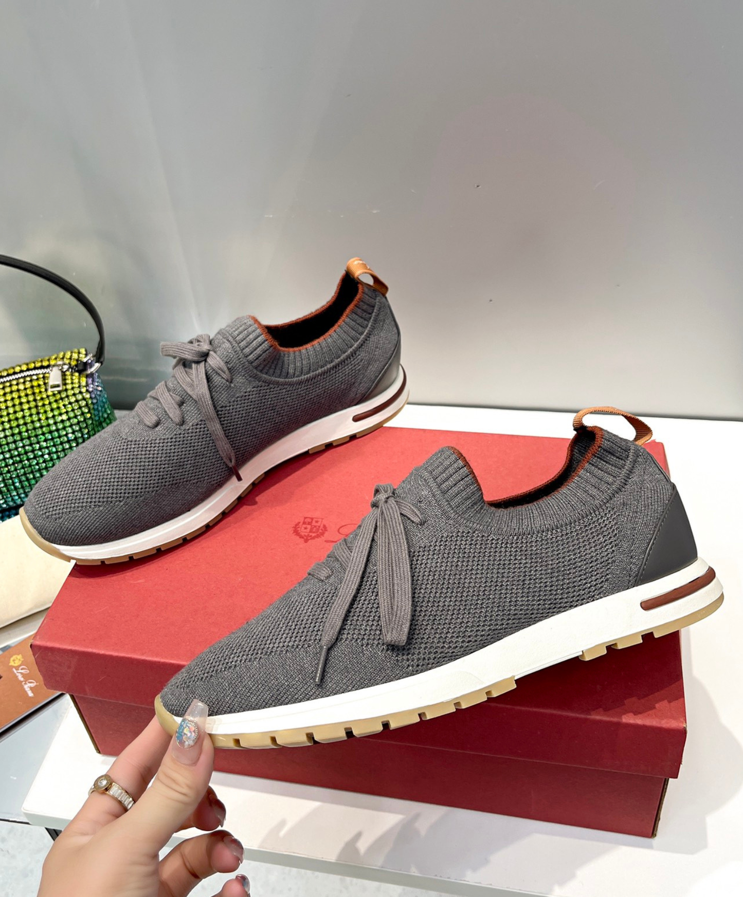 360 LP Flexy Walk Sneaker