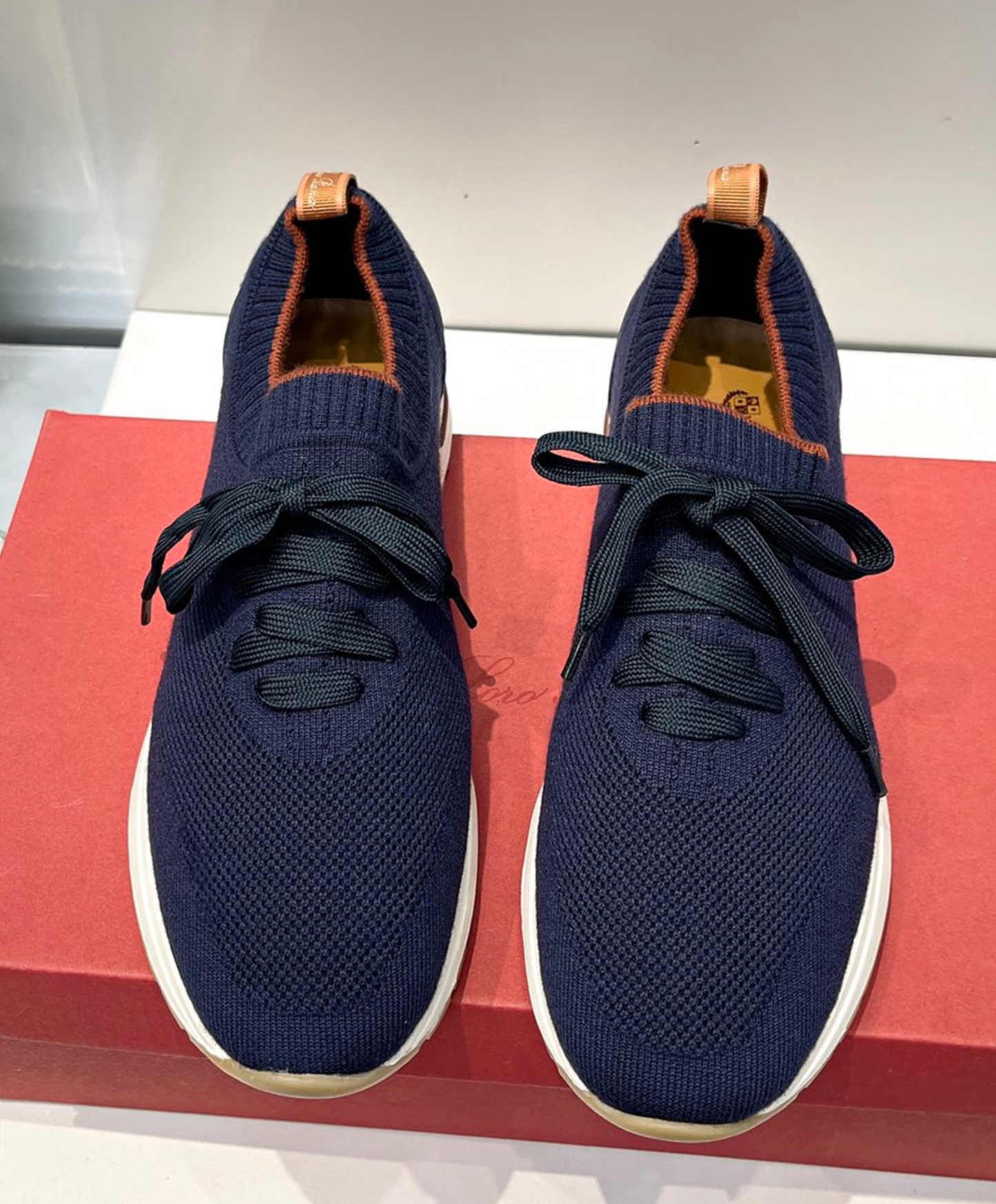 360 LP Flexy Walk Sneaker