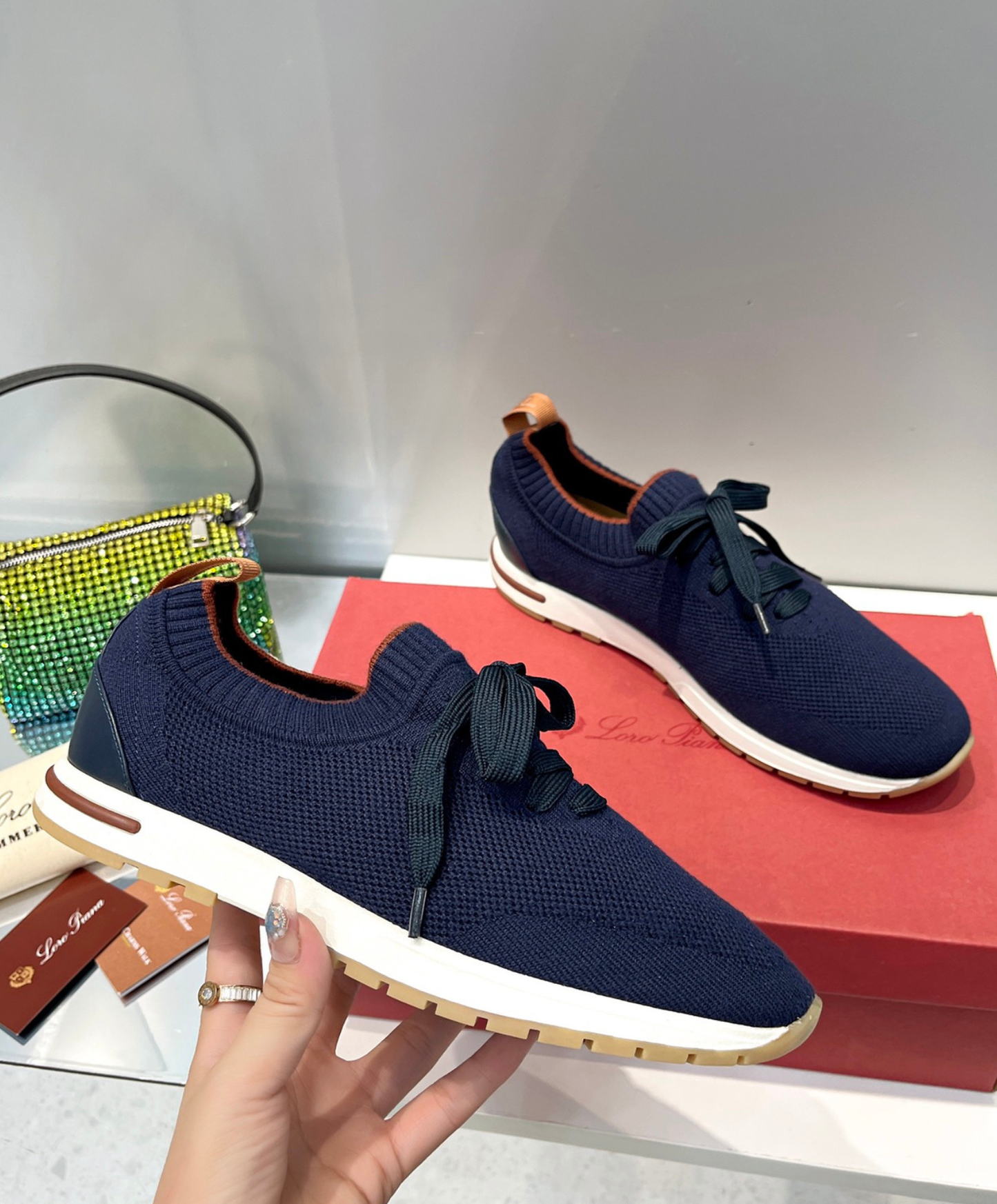 360 LP Flexy Walk Sneaker