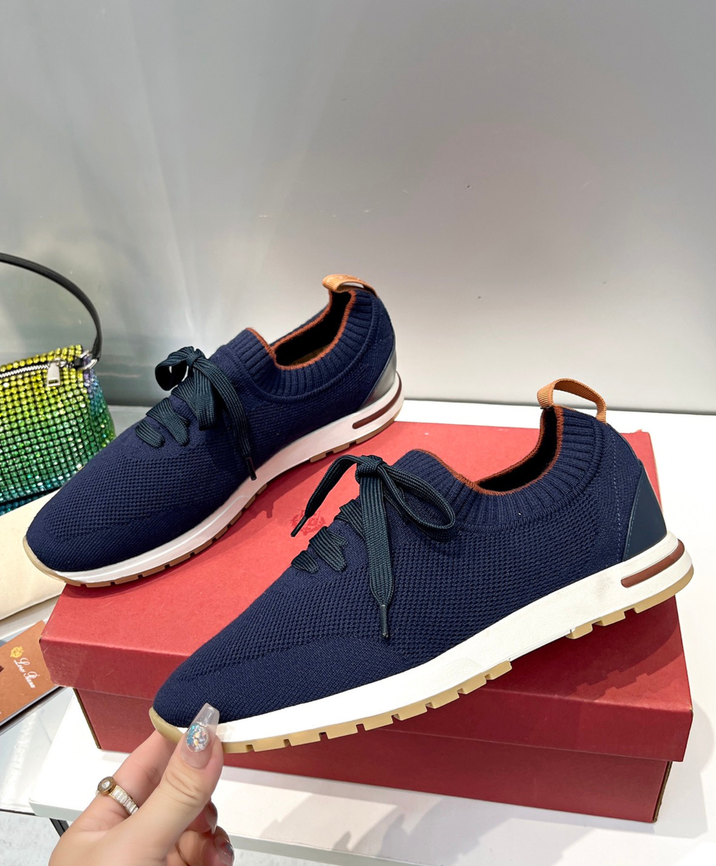360 LP Flexy Walk Sneaker
