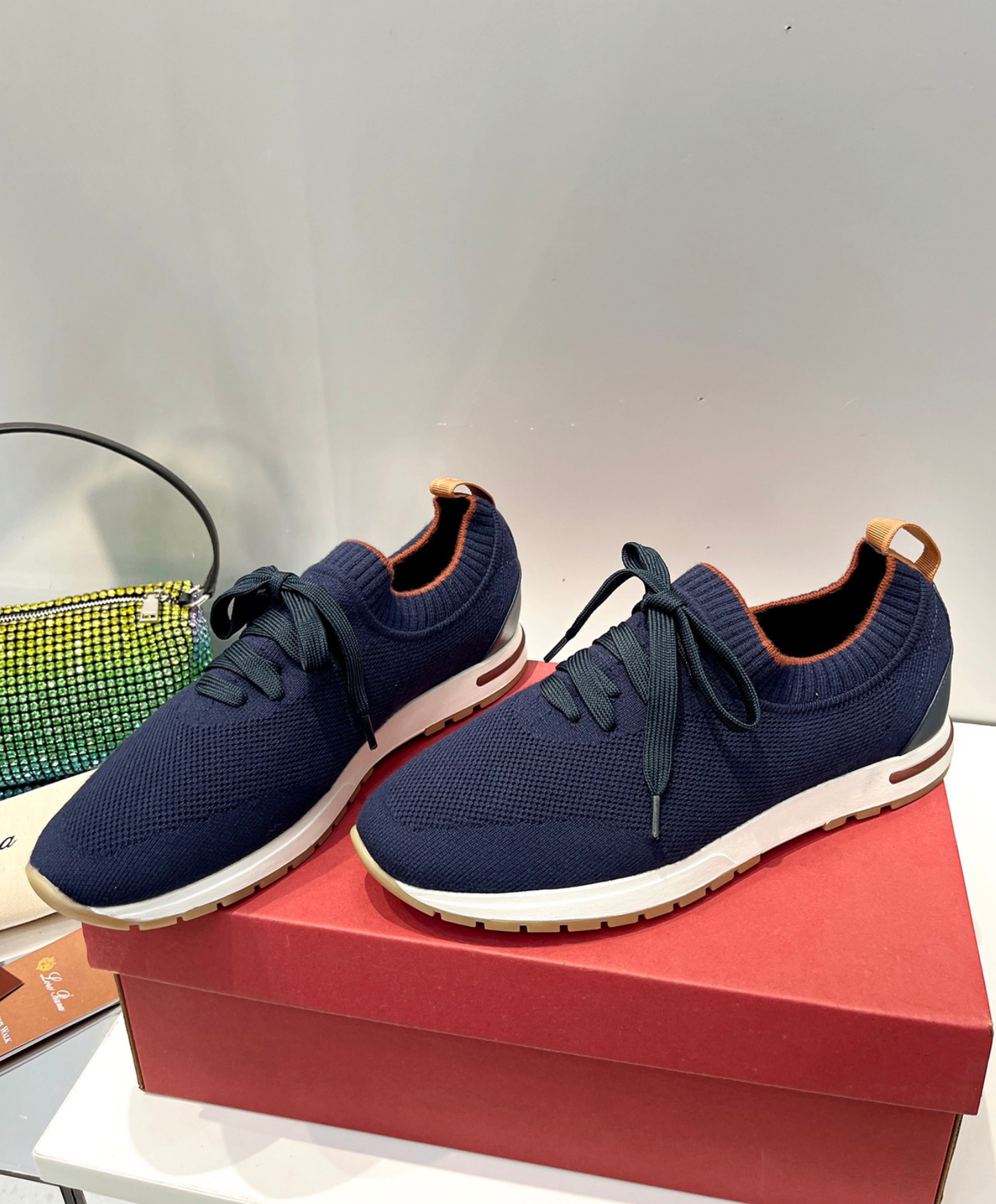 360 LP Flexy Walk Sneaker