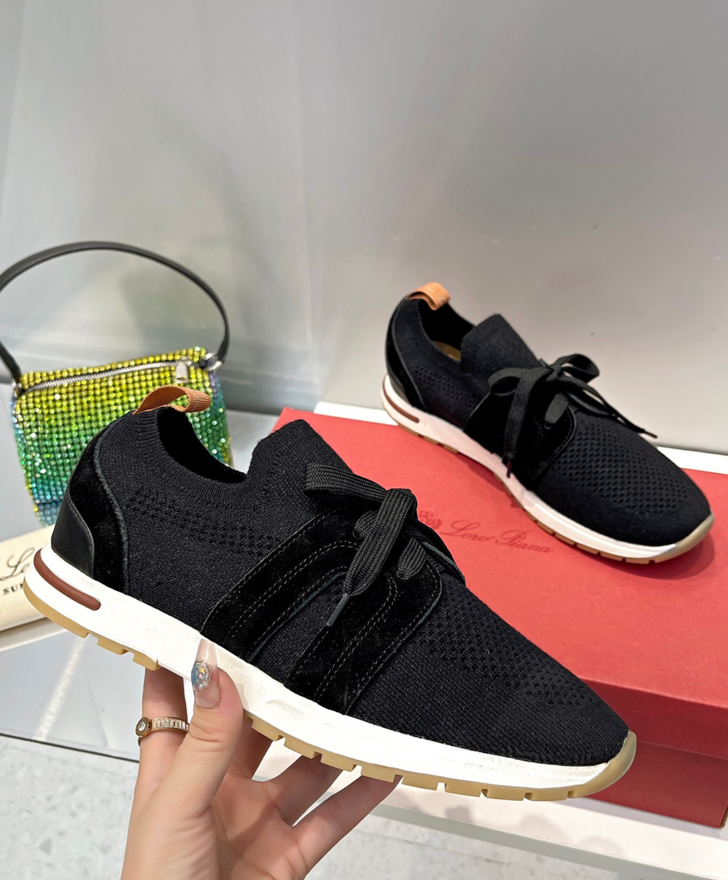 360 LP Flexy Walk Sneaker